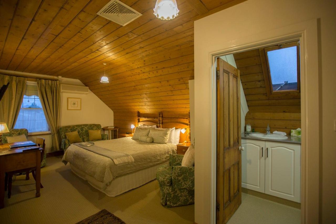 The Racecourse Inn Longford Экстерьер фото